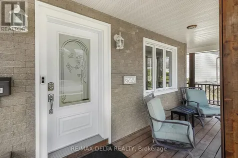 2567 Cleroux Crescent Ottawa ON K1W 1B6