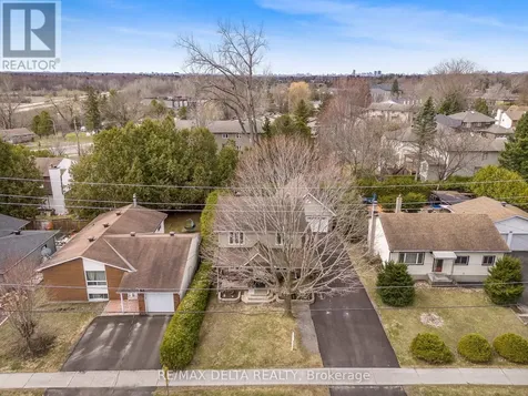 2567 Cleroux Crescent Ottawa ON K1W 1B6