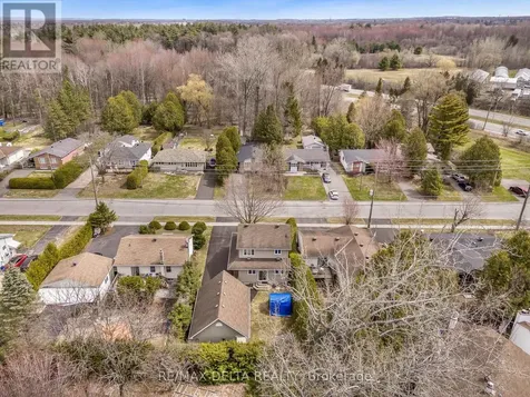 2567 Cleroux Crescent Ottawa ON K1W 1B6