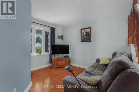 2567 Cleroux Crescent Ottawa ON K1W 1B6