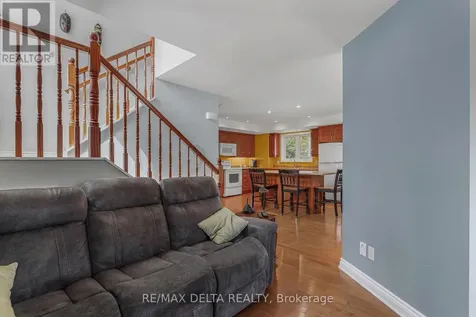 2567 Cleroux Crescent Ottawa ON K1W 1B6