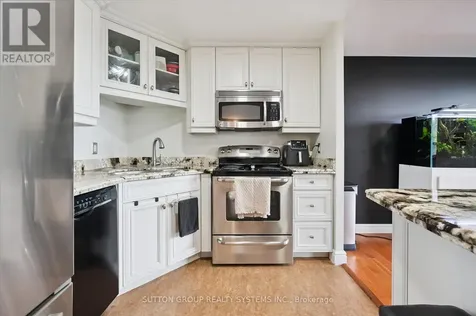 421 Fairview Drive Brantford ON N3R 7M3