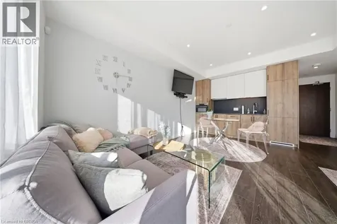 741 King Street West Kitchener ON N2G 1E5