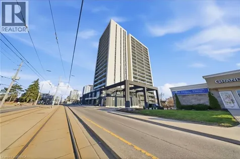 741 King Street West Kitchener ON N2G 1E5