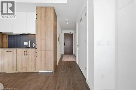 741 King Street West Kitchener ON N2G 1E5