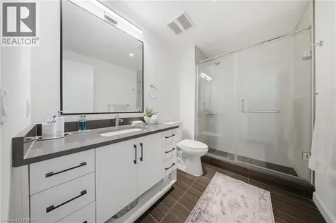 741 King Street West Kitchener ON N2G 1E5