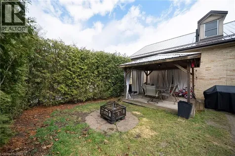 142 Grand River Street North Paris ON N3L 2M5