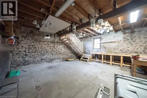 142 Grand River Street North Paris ON N3L 2M5