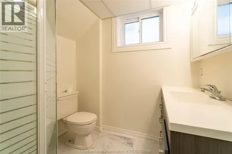 17 Glenmar Avenue Chatham ON N7M 5J7