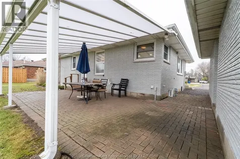 17 Glenmar Avenue Chatham ON N7M 5J7