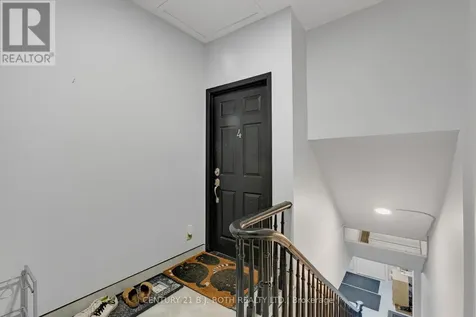 184 Borland Street East Orillia ON L3V 2C3