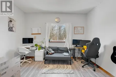184 Borland Street East Orillia ON L3V 2C3