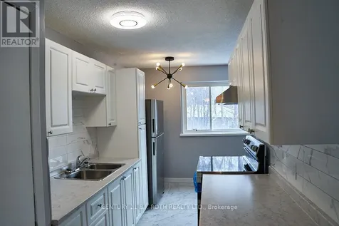 184 Borland Street East Orillia ON L3V 2C3