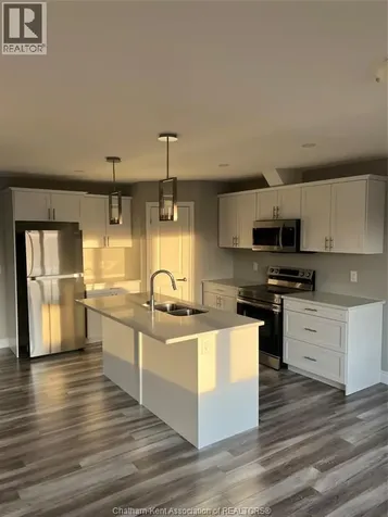 32 Betty Court Chatham ON N7M 0T9