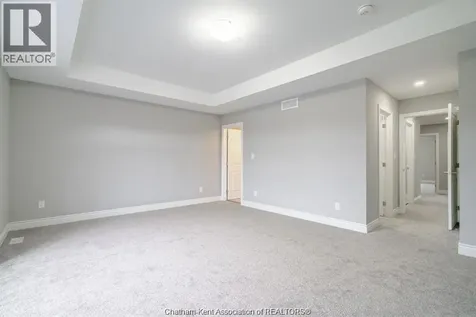 32 Betty Court Chatham ON N7M 0T9