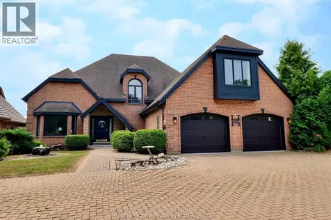 932 Grand Avenue West Chatham ON N7L 5H6
