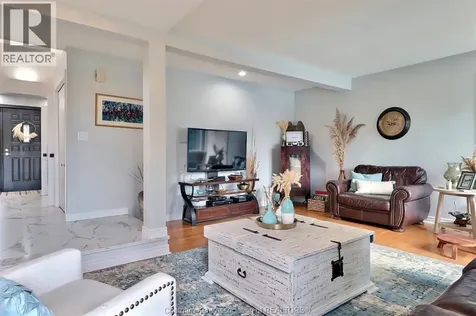 932 Grand Avenue West Chatham ON N7L 5H6