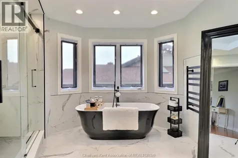 932 Grand Avenue West Chatham ON N7L 5H6