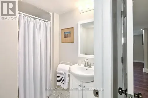 40 Barker Boulevard Collingwood ON L9Y 4W4