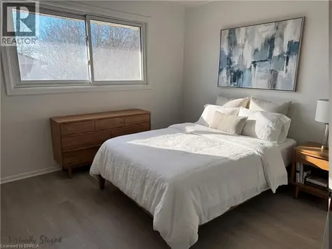 36 Graham Avenue Brantford ON N3T 1C4