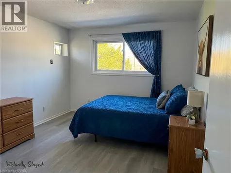 36 Graham Avenue Brantford ON N3T 1C4