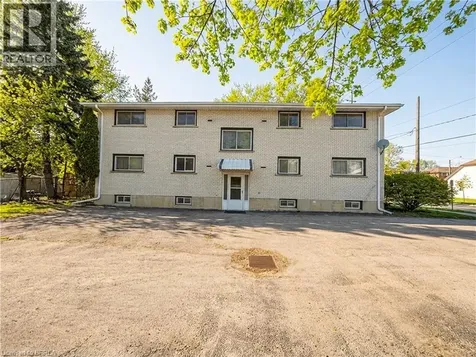 36 Graham Avenue Brantford ON N3T 1C4