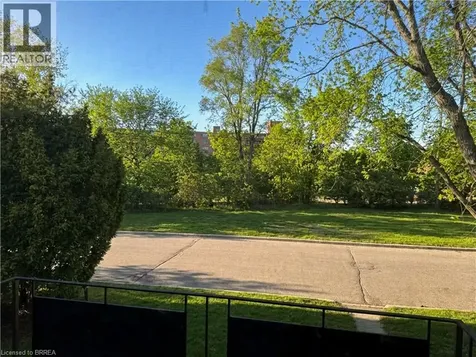 36 Graham Avenue Brantford ON N3T 1C4