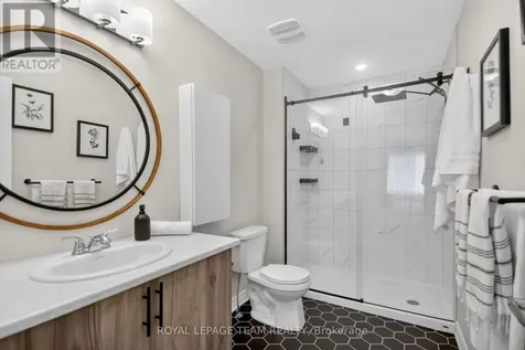 802 Bascule Place Ottawa ON K0A 2Z0