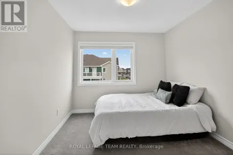 802 Bascule Place Ottawa ON K0A 2Z0