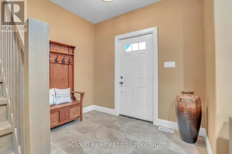 2091 Dwyer Road Springwater ON L9X 1L7