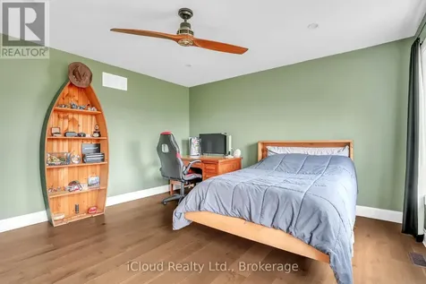 2091 Dwyer Road Springwater ON L9X 1L7