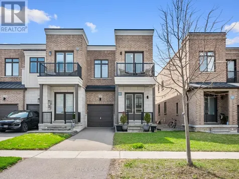 197 Elyse Court Aurora ON L4G 2C9