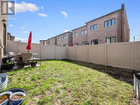 197 Elyse Court Aurora ON L4G 2C9