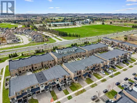 197 Elyse Court Aurora ON L4G 2C9