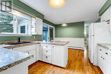 12 Glenview Crescent Perth ON K7H 2L2