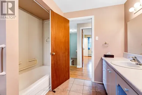 12 Glenview Crescent Perth ON K7H 2L2