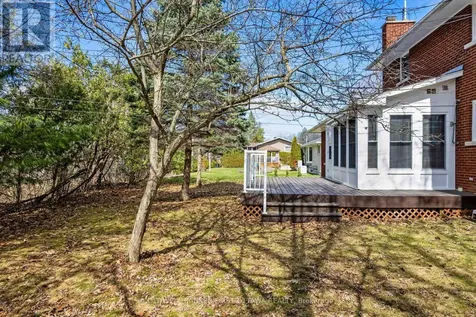 12 Glenview Crescent Perth ON K7H 2L2