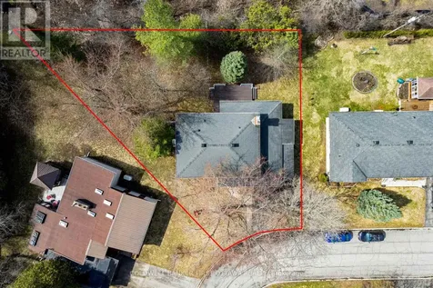 12 Glenview Crescent Perth ON K7H 2L2