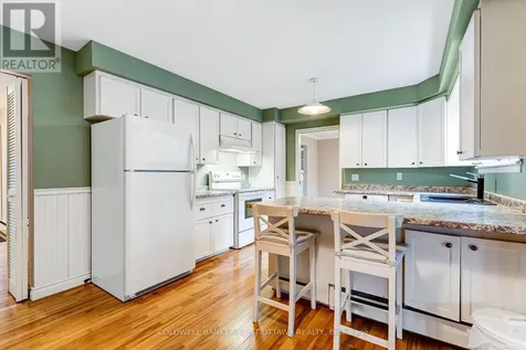 12 Glenview Crescent Perth ON K7H 2L2