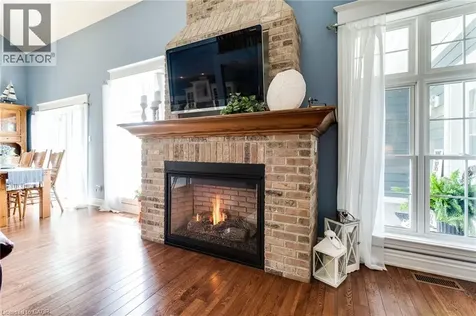1026 Beach Boulevard Hamilton ON L8H 6Z4
