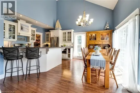 1026 Beach Boulevard Hamilton ON L8H 6Z4