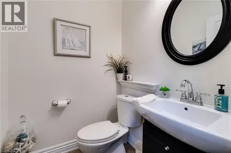 1026 Beach Boulevard Hamilton ON L8H 6Z4