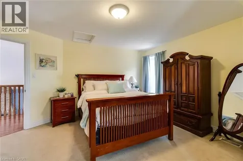 1026 Beach Boulevard Hamilton ON L8H 6Z4