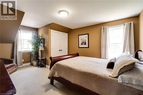 1026 Beach Boulevard Hamilton ON L8H 6Z4