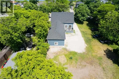 1026 Beach Boulevard Hamilton ON L8H 6Z4