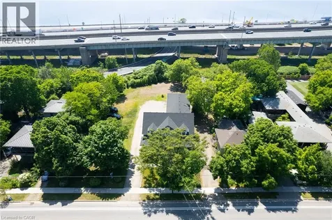 1026 Beach Boulevard Hamilton ON L8H 6Z4