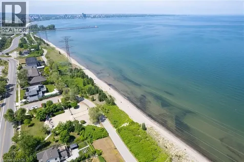 1026 Beach Boulevard Hamilton ON L8H 6Z4