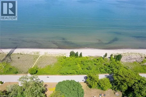 1026 Beach Boulevard Hamilton ON L8H 6Z4
