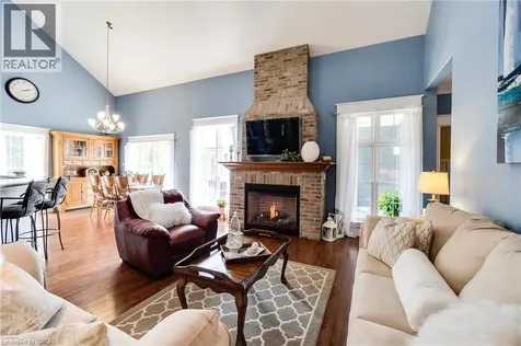 1026 Beach Boulevard Hamilton ON L8H 6Z4
