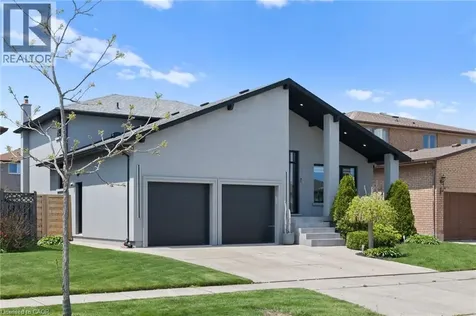 17 Clearview Drive Hamilton ON L8G 4Y4